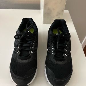Nike shoes size 7